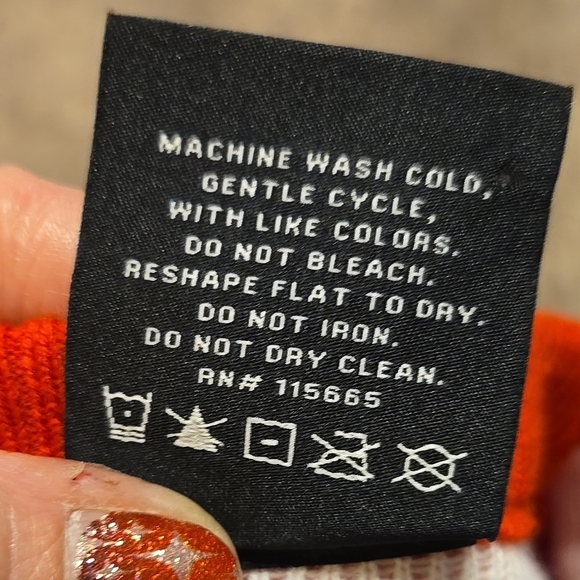 New Red Christmas Reindeer Sweater Size Small - Picture 5 of 5